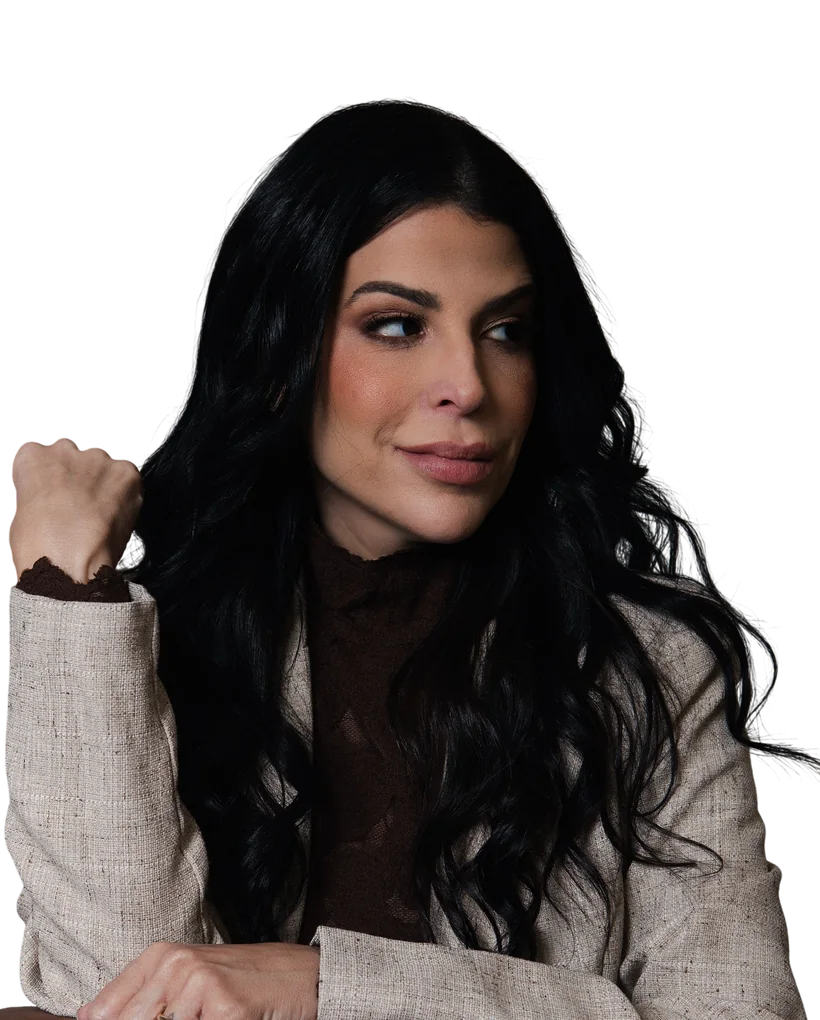 Aline Furtado, estrategista comercial e treinadora de vendas high ticket